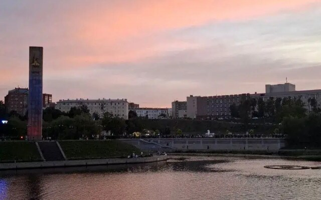 Квартира  уютная двухкомнатная в центре города.