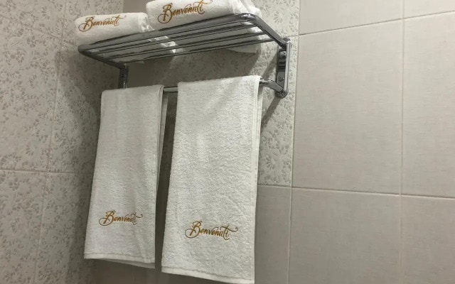 Отель Benvenuti