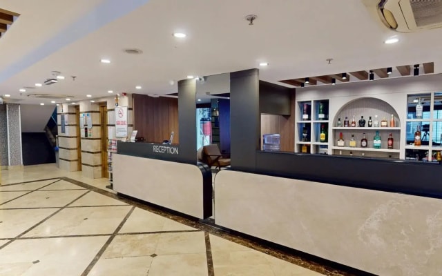 Istanbul River Hotel