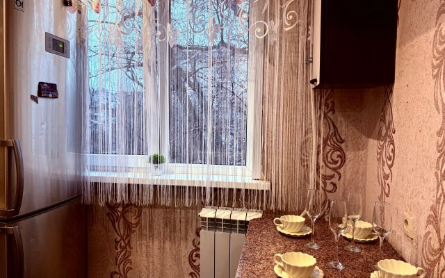 Квартира для командировочных рядом с заводами Лукойл, Каустик, кинотеатром Юбилейный