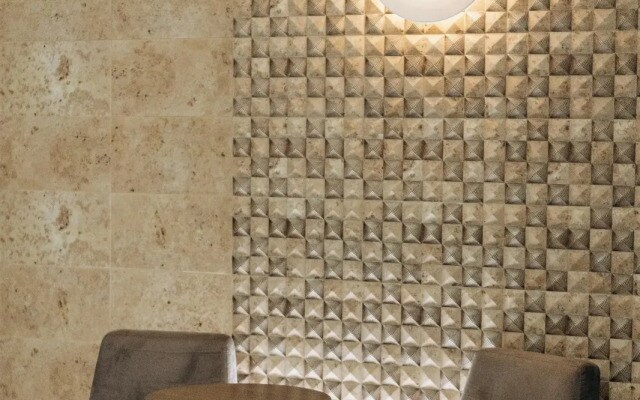 Отель Heaven Vip Airport