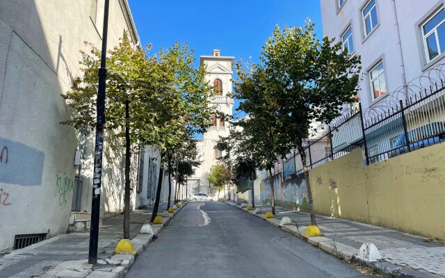 Апартаменты City Center Serenity: Stylish Studios