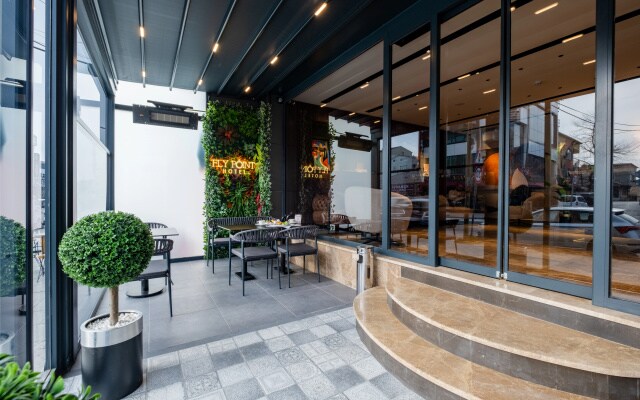 Отель Fly Point Airport Hotel