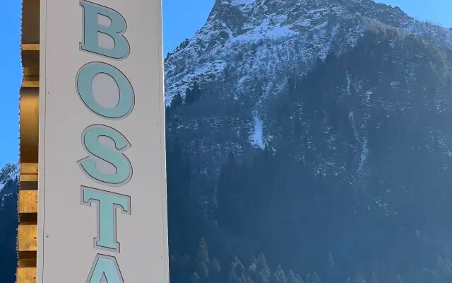Отель Bostan