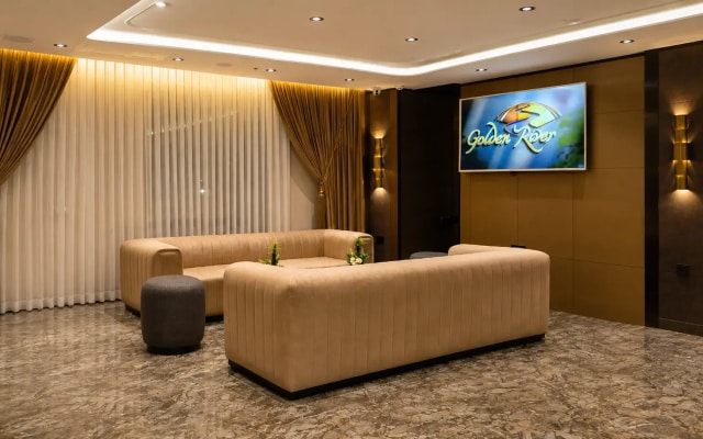 Отель Golden River By Continent Collection