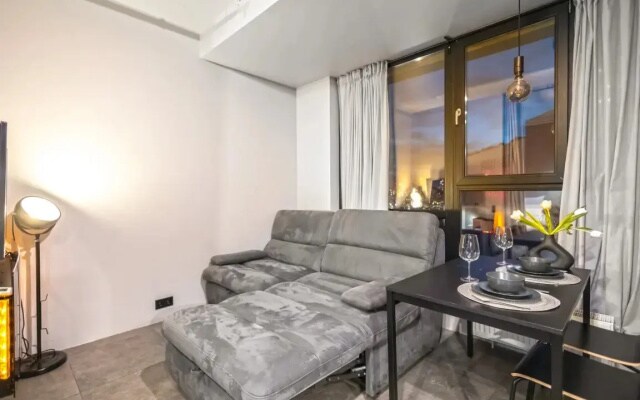 Апартаменты Люкс с Видом на Город Elite Apartments