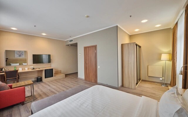 Отель Ramada by Wyndham Rostov-on-Don Hotel & SPA