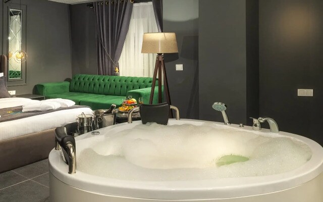 Kral As Suite Hotel
