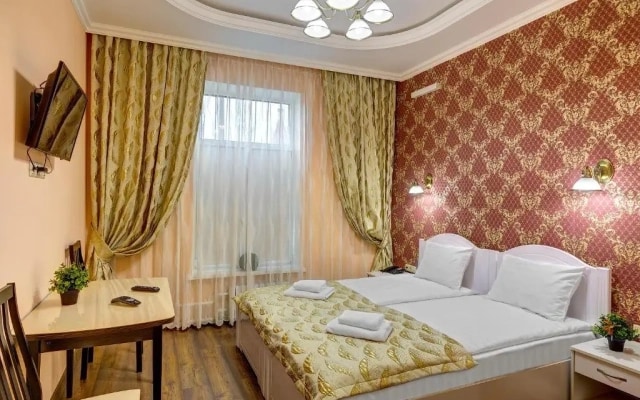 City Hotel