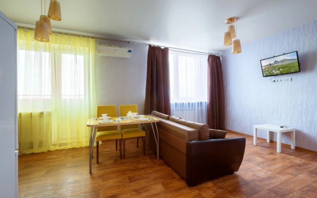 Апартаменты Hotel Home на Проспекте Ленина 112
