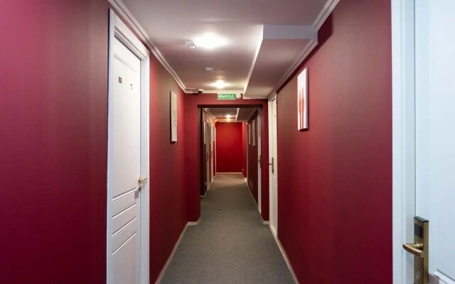 Отель IQHotel