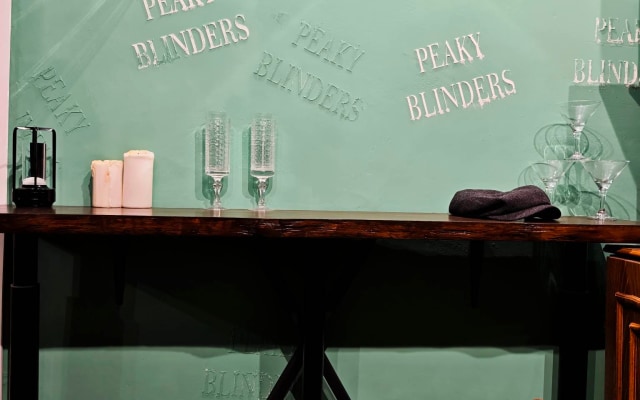 Апартаменты Peaky Blinders