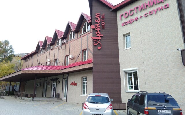 Отель Артем