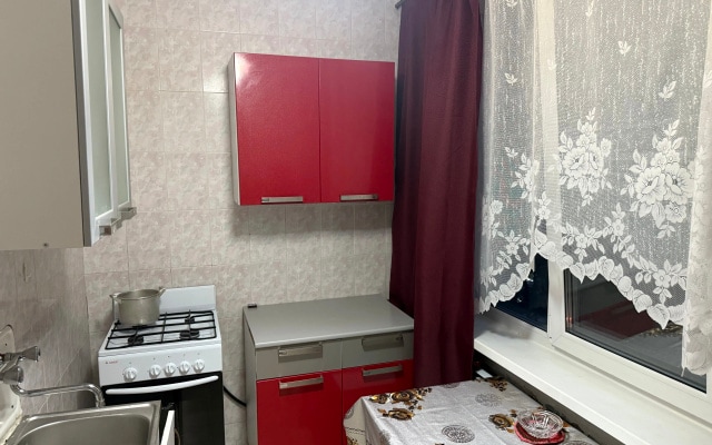 Квартира рядом с метро на Искровском проспекте 4/2