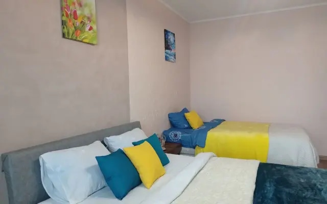 Квартира Live-In-Comfort на Творчества 3