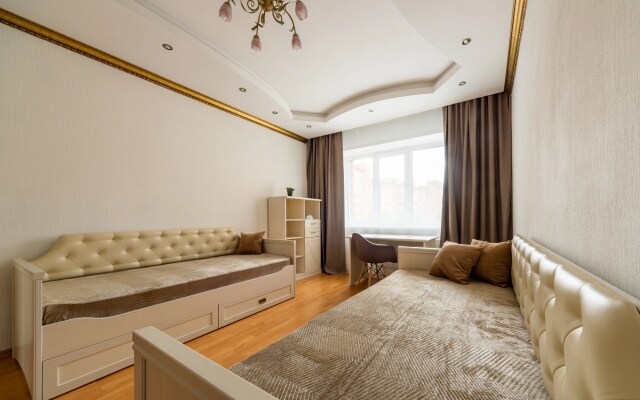 Апартаменты Favorite House на Авиаторов 29