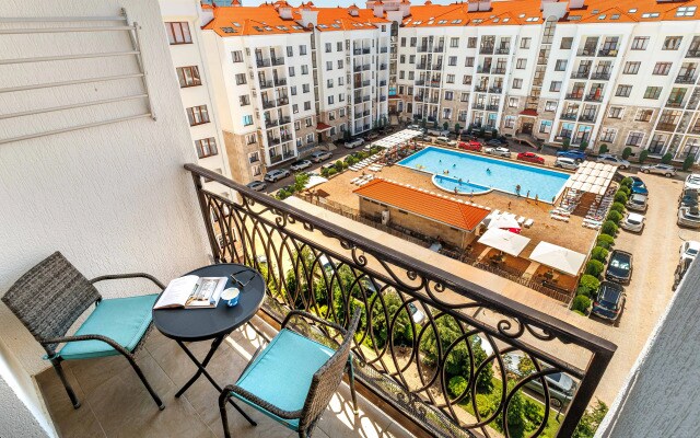 Апартаменты на Первой Береговой Линии с Летним Бассейном Home Group