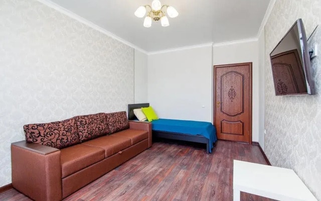 Квартира на улице им Героя Сарабеева В И 5к3