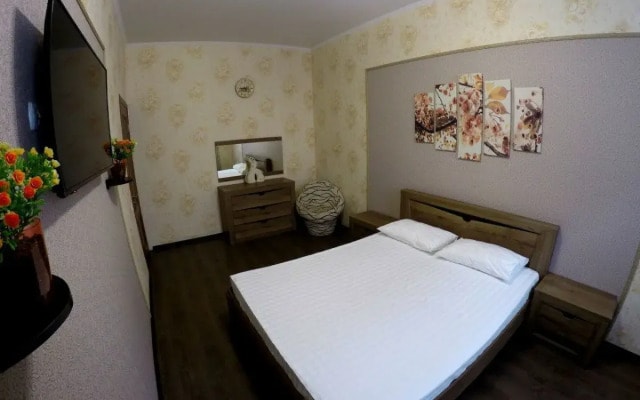 Квартира На Крейзера 14В-2