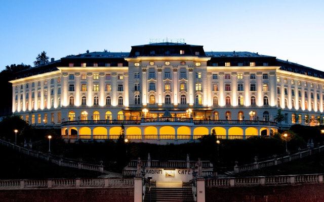 Отель Radium Palace