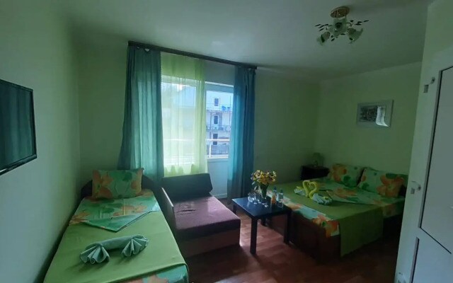 Solnechny Loo Guest House