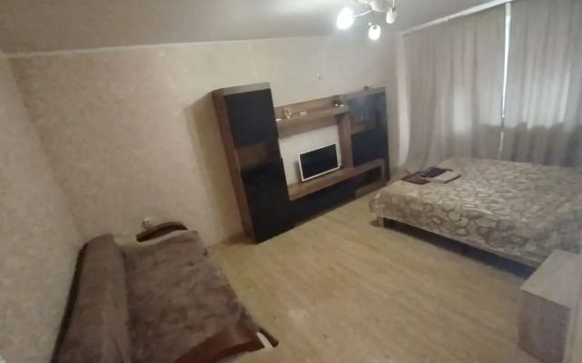 Квартира Крылова 8А
