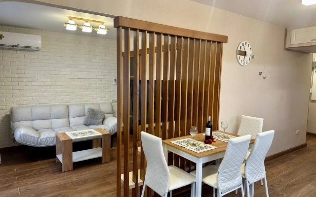 Апартаменты Green Lamp Kraeva 8