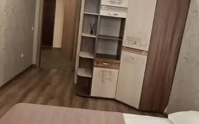 Квартира New апарт Кристалл