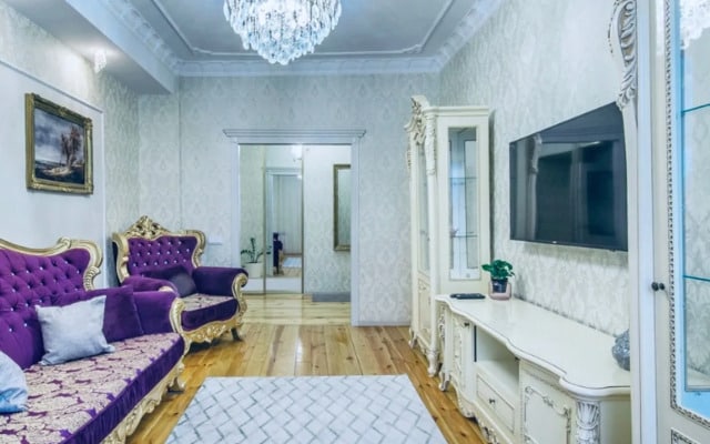Квартира просторная рядом с ЖД и автовокзалом