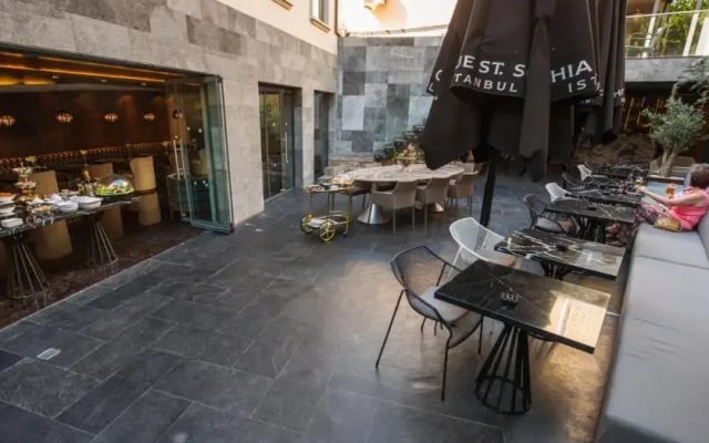 Boutique Saint Sophia Hotel