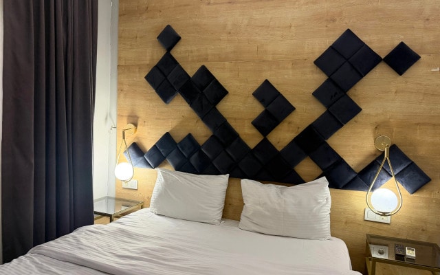 Lily Airport Otel