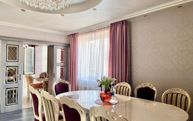 Квартира Просторная 5-комнатная 172 м² в центре Калининграда — до 13 гостей, бесплатная парковка