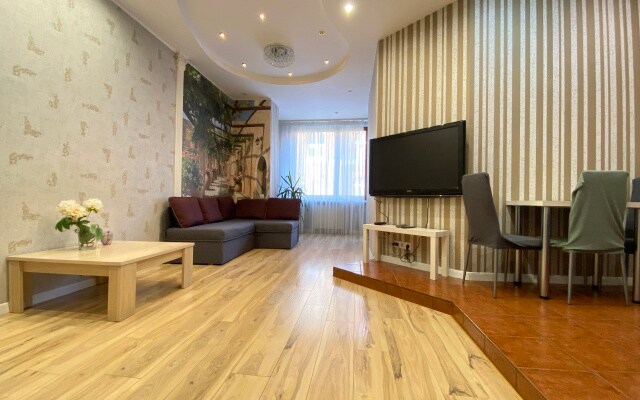 Апартаменты City Center Apartment