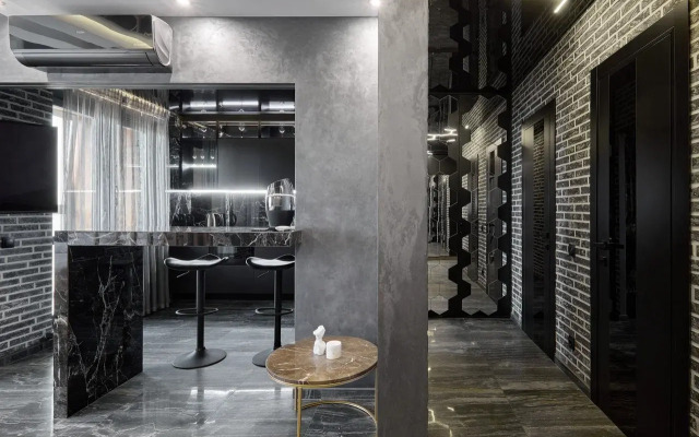 Апартаменты Reverie Black Space