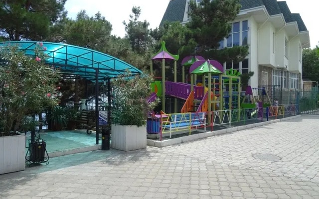 Royal Nikita Apartments