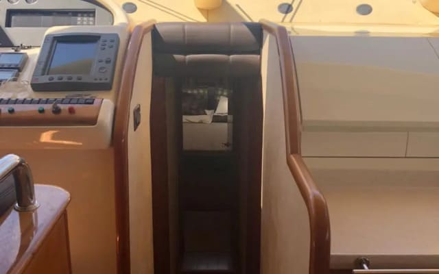 Отель Яхта Azimut