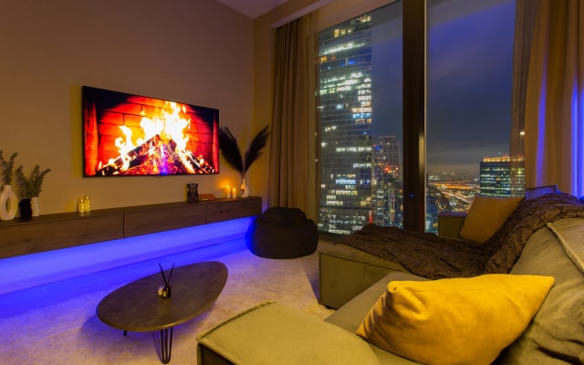 Апартаменты Sky City Moscow Роскошный апартамент с видом на башни на 61 этаже!