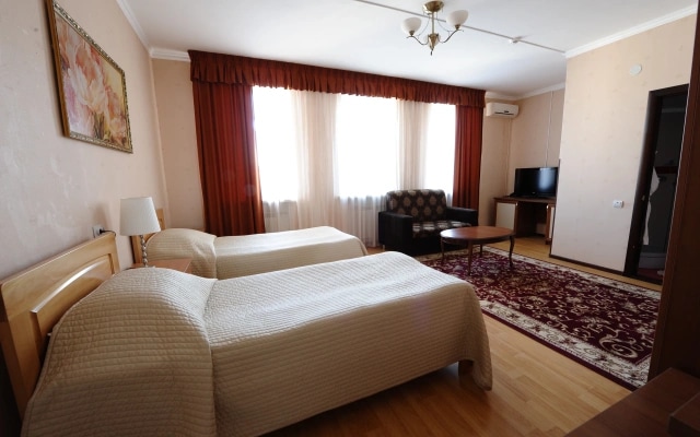 Отель Планета Люкс