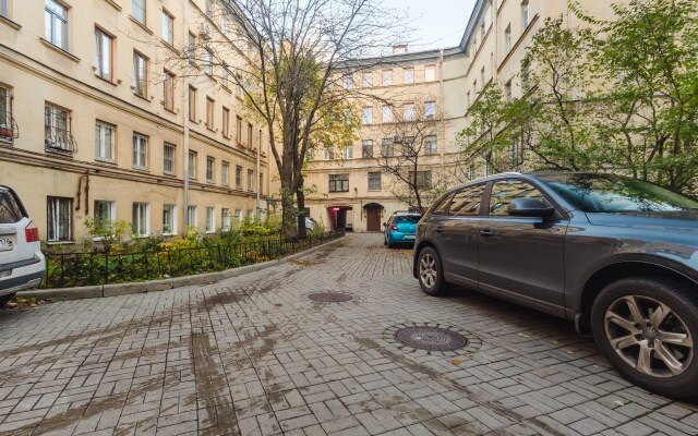 Апартаменты Рядом с Невским