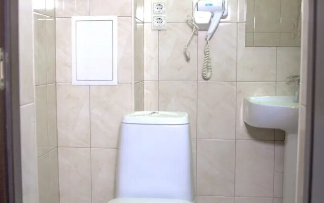 Отель Нефтяник