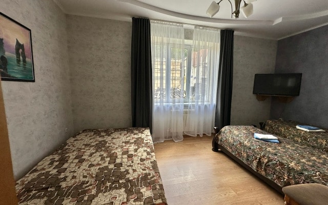 Квартира ArtHouse Dombay 3