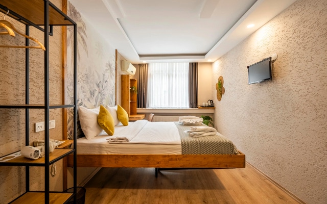 Sayeban Gold Hotel