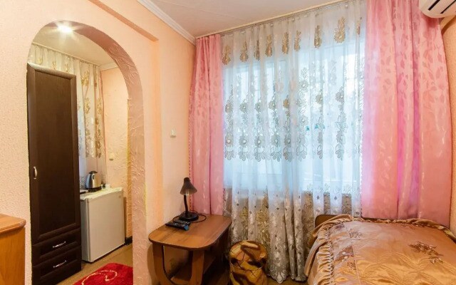 Меблированные комнаты в гостевом доме Кристина