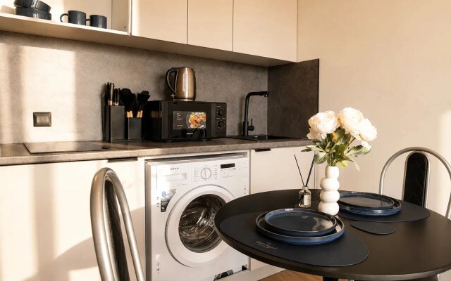Квартира Студия на Пархоменко в  Жк Виденеевский Liberty Sity Apartments