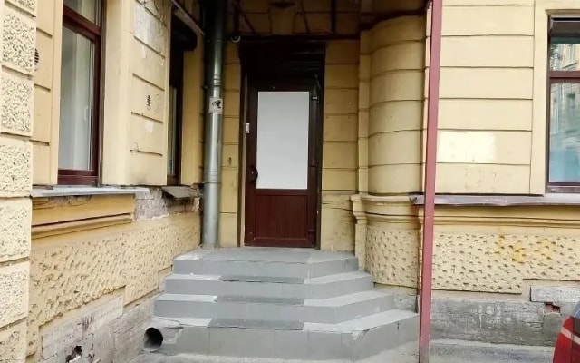 Отель ИЮНЬ на Загородном