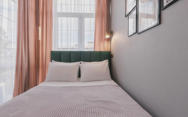 Апартаменты Red Apartments Арт Лайт Сити Гойя