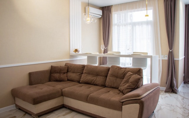 Апартаменты Red Apartments Арт Лайт Реверди