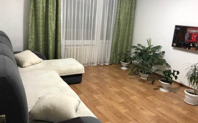 Квартира Уютная Трехкомнатная