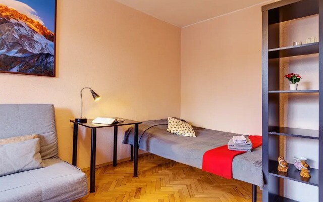Ryadom S Mai I Voykovskoy Apartments
