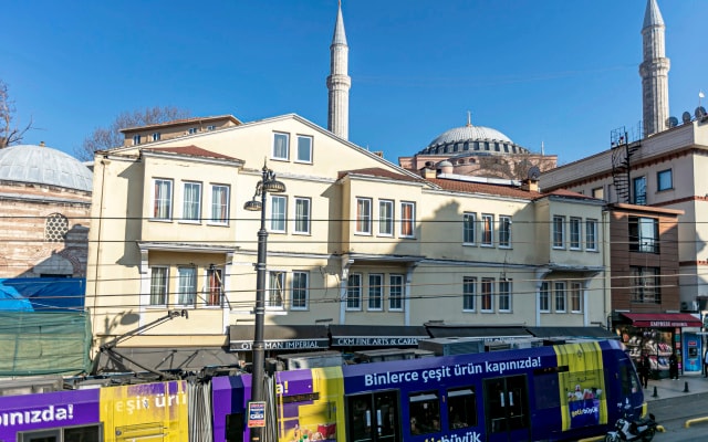 Elasophia Hotel